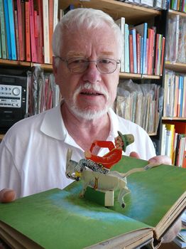 Hans H. mit Bookano-Esel